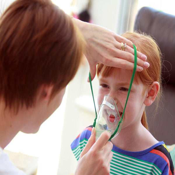 CHILD OXYGEN MASK WITH TUBING